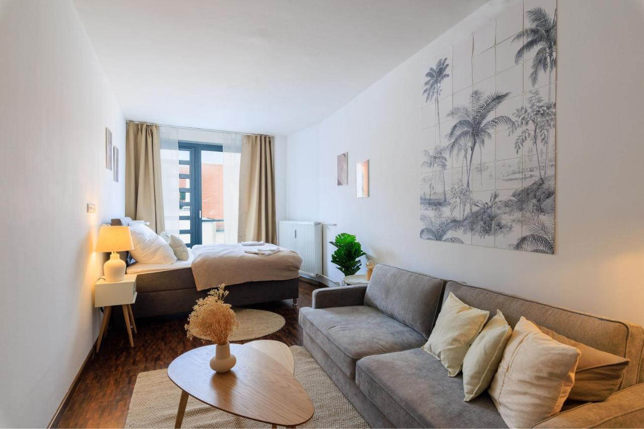 Global Living - Design I Rathausplatz I Kitchen I Apartment *