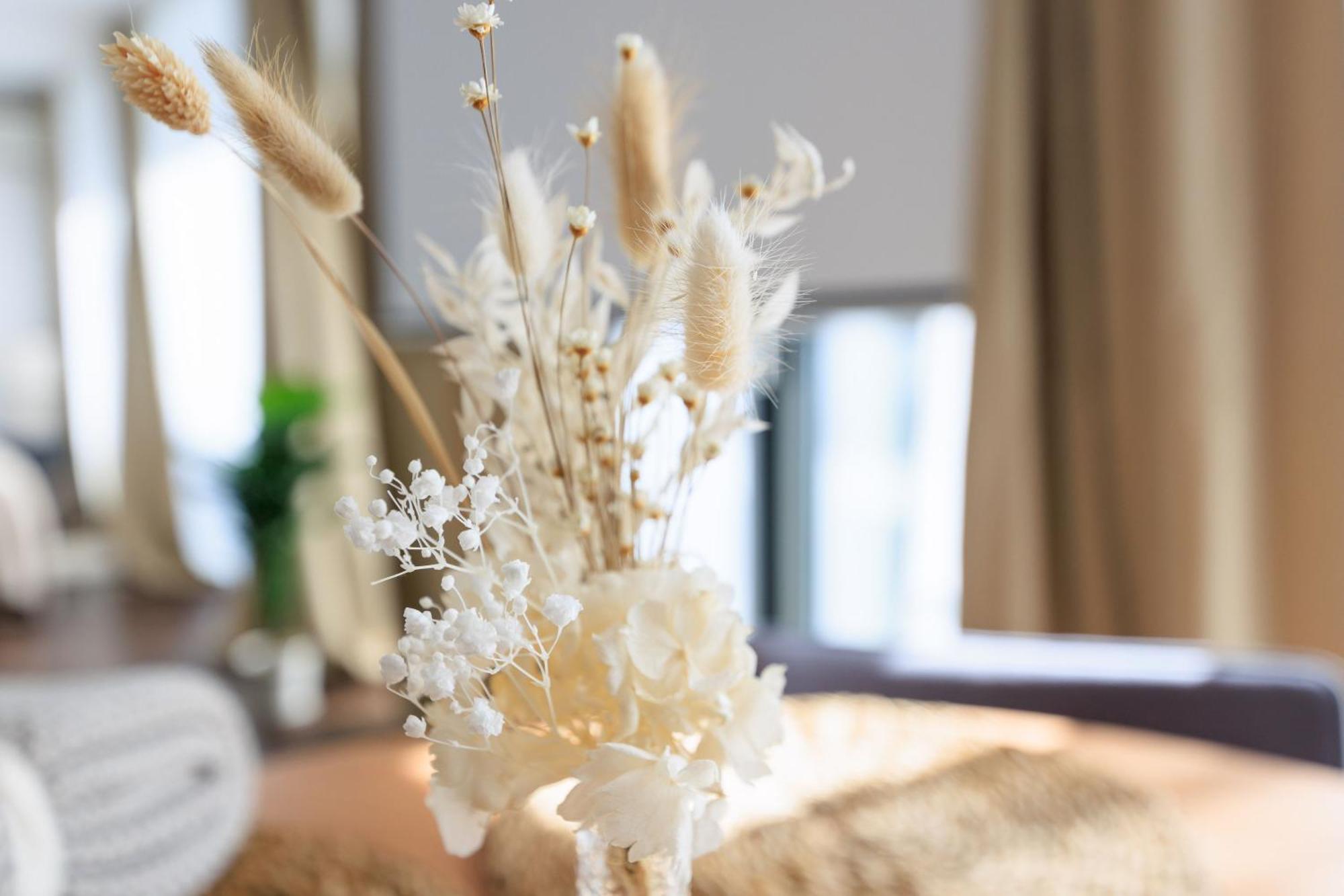 Apartment Global Living - Design I Rathausplatz I Kitchen I Augsburg